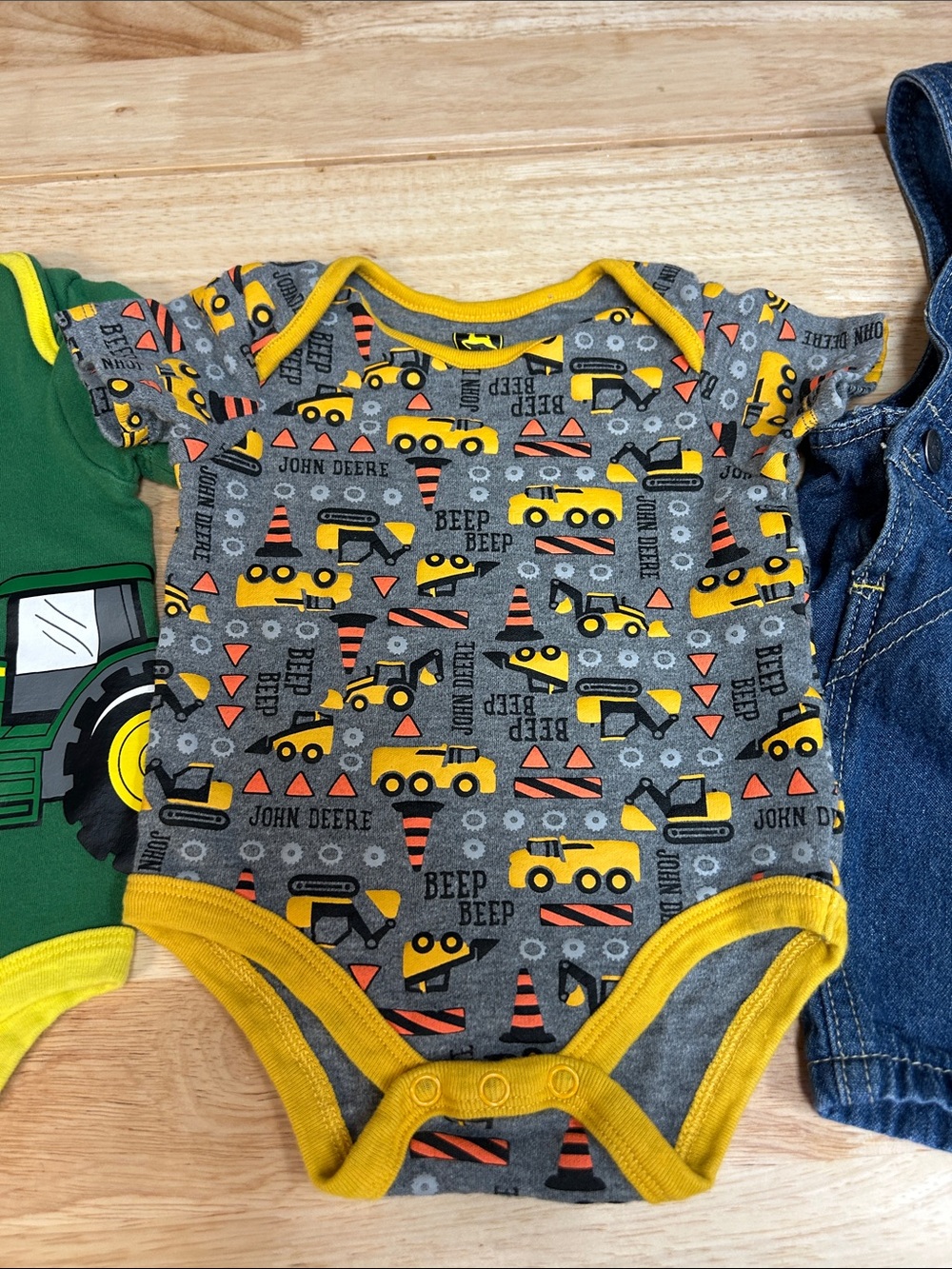 John Deere Green Tractor & Construction Print Baby Set with Denim Shortall - Picture 3 of 10